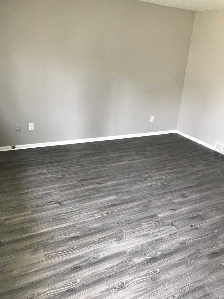 548 6th Street - Photo 3 of 15