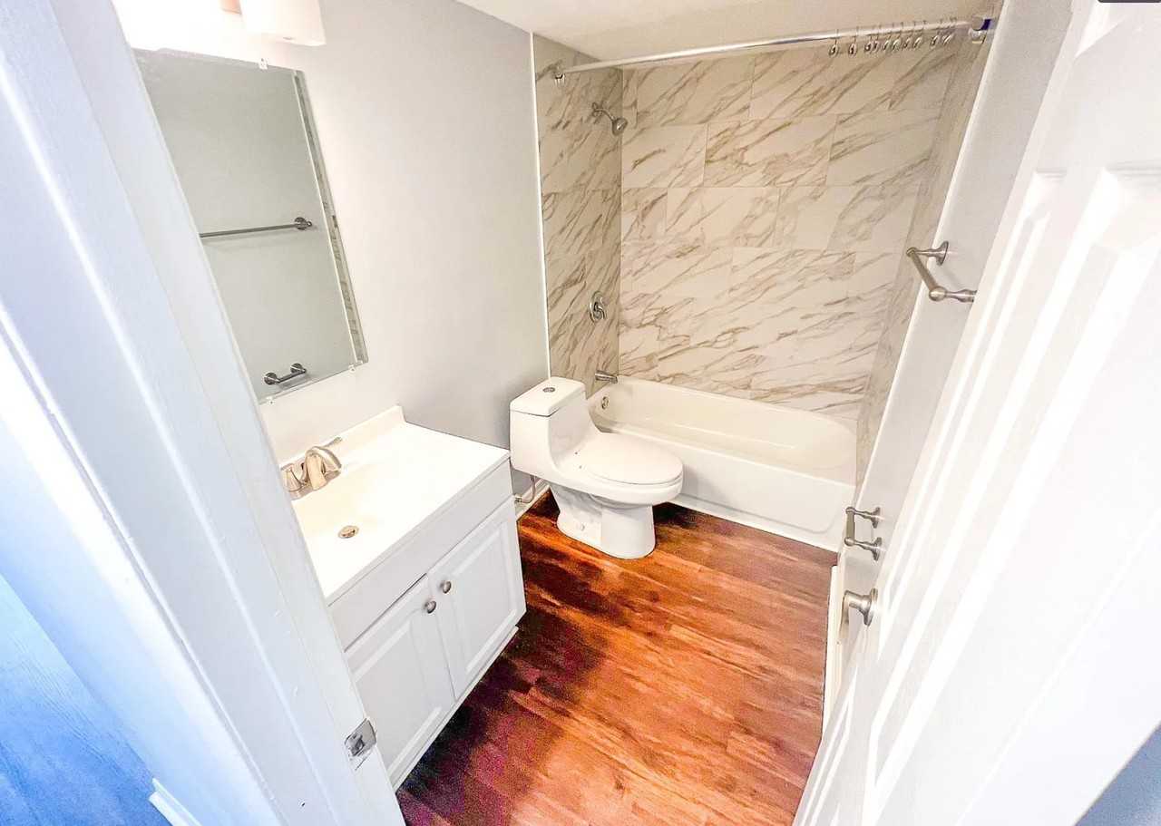 276 Polk Avenue - Photo 7 of 9