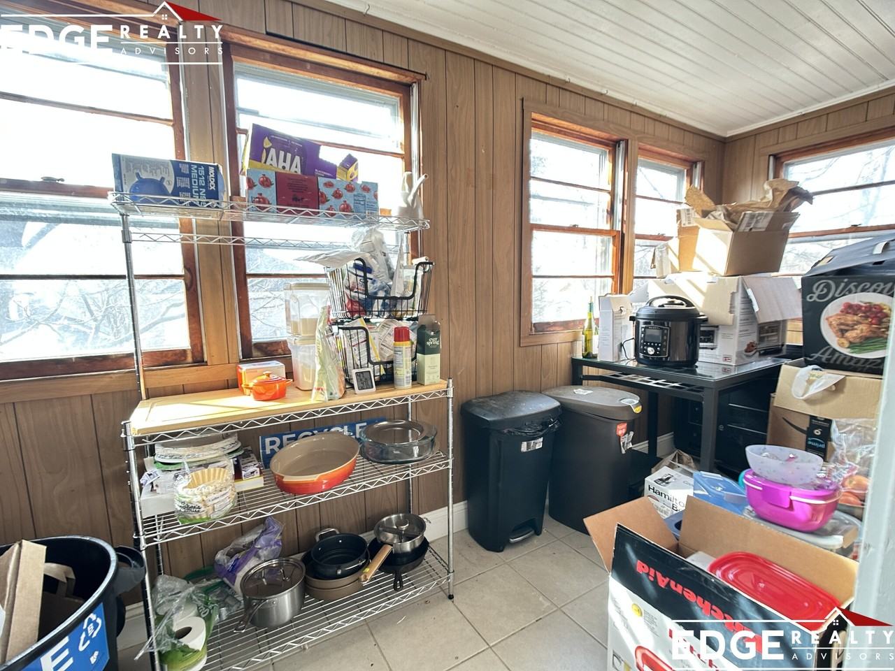 27 Bostonia Ave #2 - Photo 7 of 11