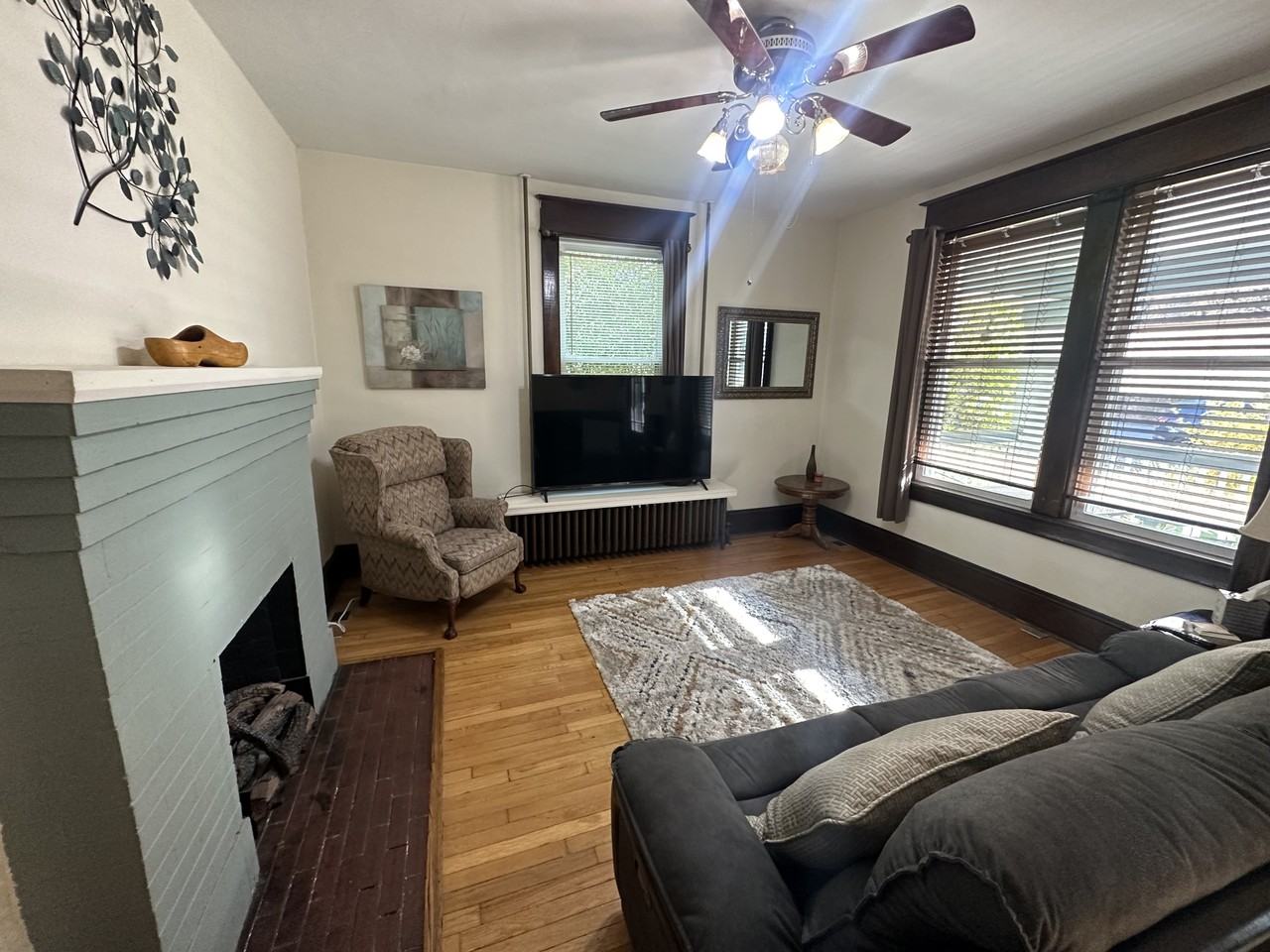 1841 Oxford Ave Sw #1 - Photo 5 of 16