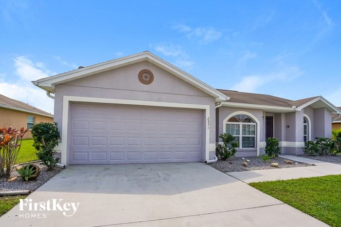 2531 Bobby Lee Ln - Photo 2 of 15
