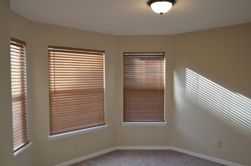 7737 Rockridge Dr W - Photo 3 of 8
