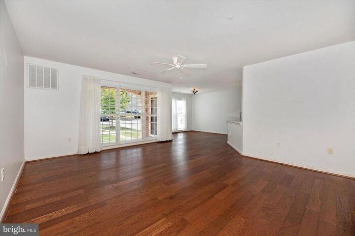 2501 Catoctin Ct #1A - Photo 3 of 26