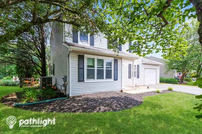 351 Huckleberry Ln - Photo 2 of 20