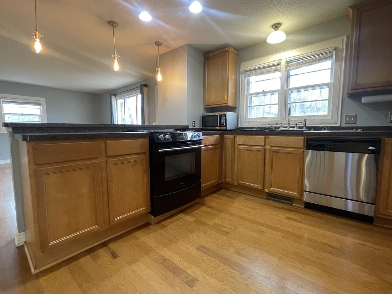 5139 Beacon Hill Rd #0 - Photo 7 of 29