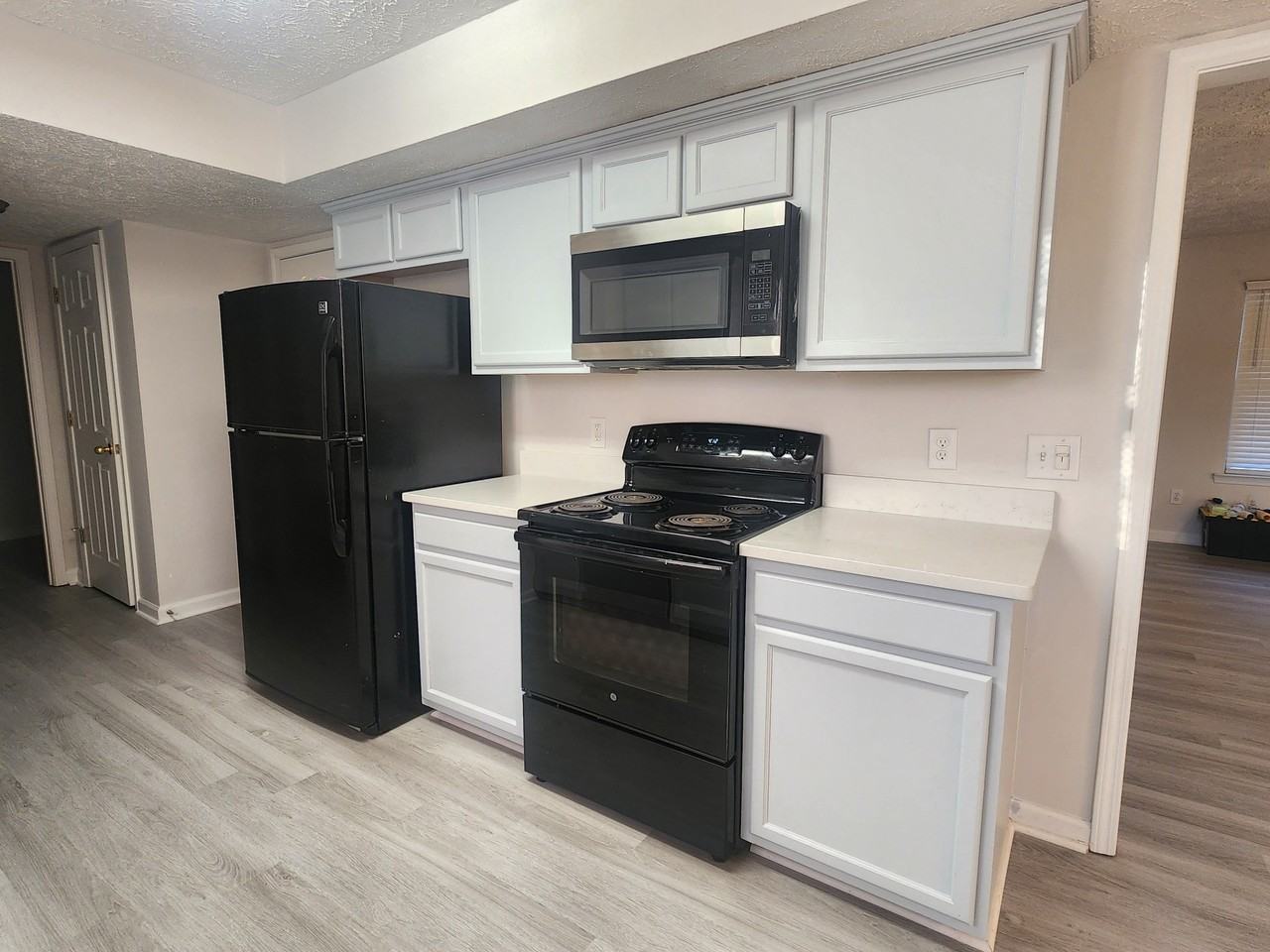 1720 Portview Ct #1 - Photo 2 of 25