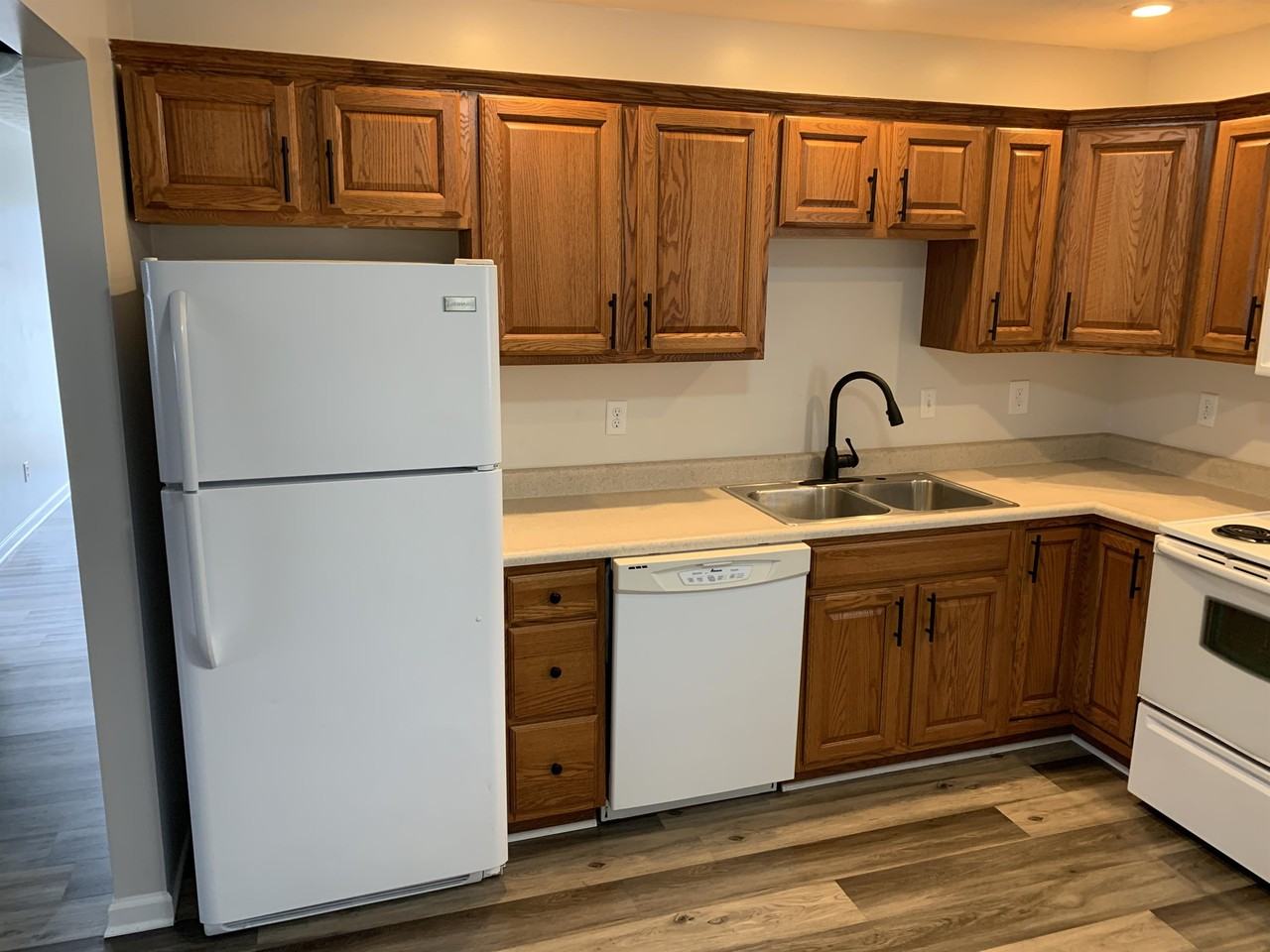 642 McCLUNGUNIT-C #C - Photo 2 of 11