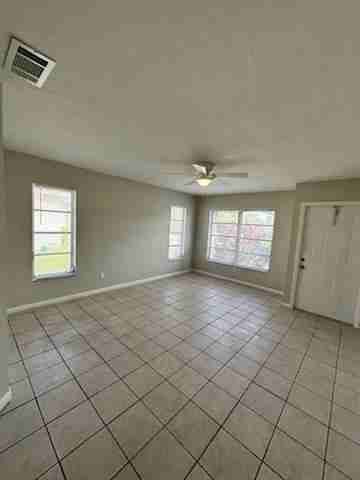 4132 Skyline Blvd #4132 - Photo 3 of 10