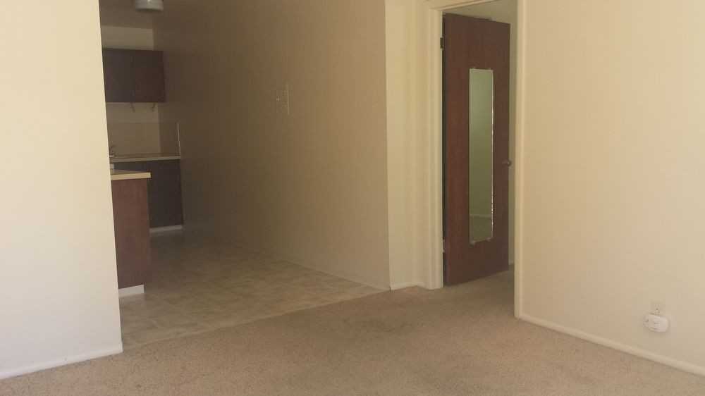 626 W Fort St - Photo 2 of 14