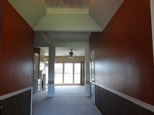 7865 Kemper Cir - Photo 3 of 19