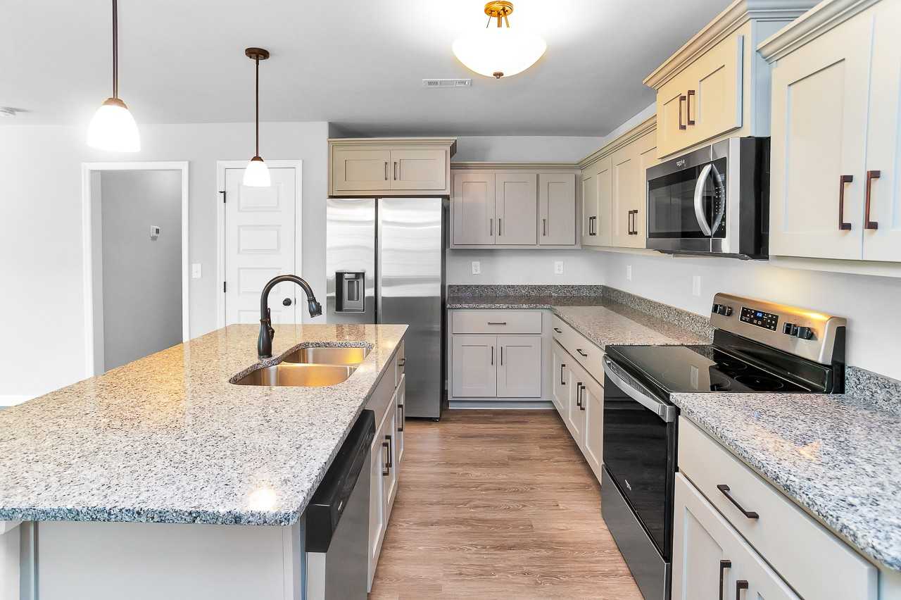 104 Cedar Lake Rd #1 - Photo 6 of 34