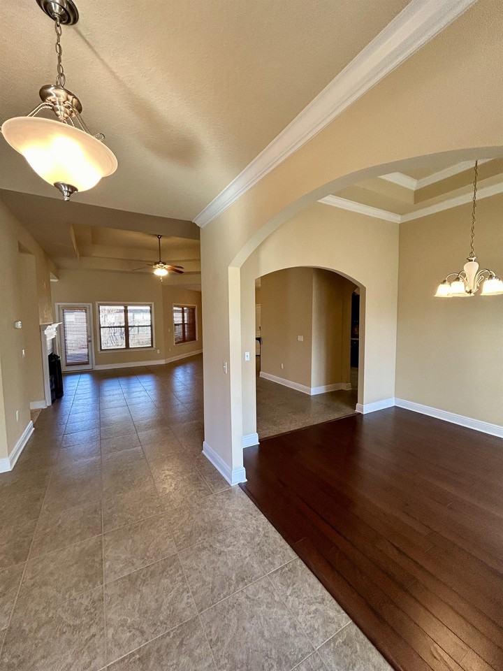 80 S Knightsbridge Ct #1 - Photo 6 of 45