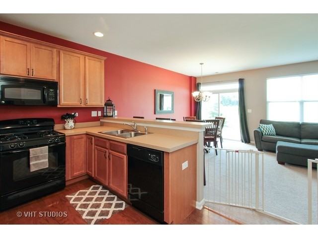 1306 Waverly Dr - Photo 2 of 16