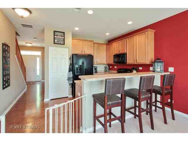 1306 Waverly Dr - Photo 3 of 16
