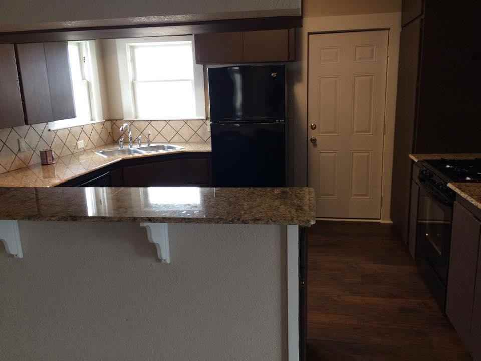 611 S 14th St - Photo 7 of 16