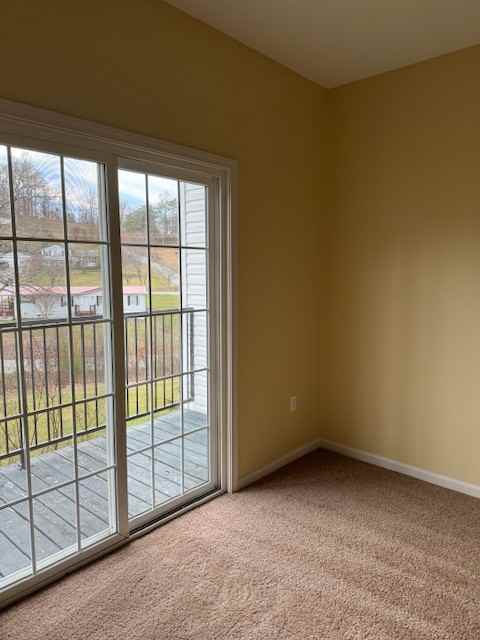 100 Villas Ct #23 - Photo 2 of 4