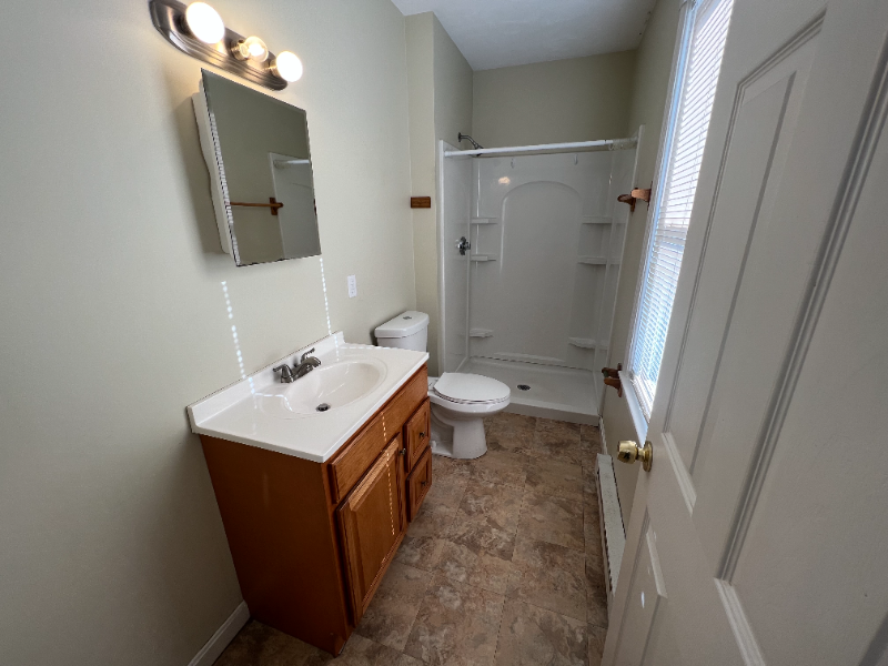 19 Whitcomb St #1R - Photo 3 of 12