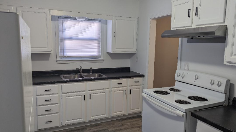 2223 Taft St - Photo 6 of 13