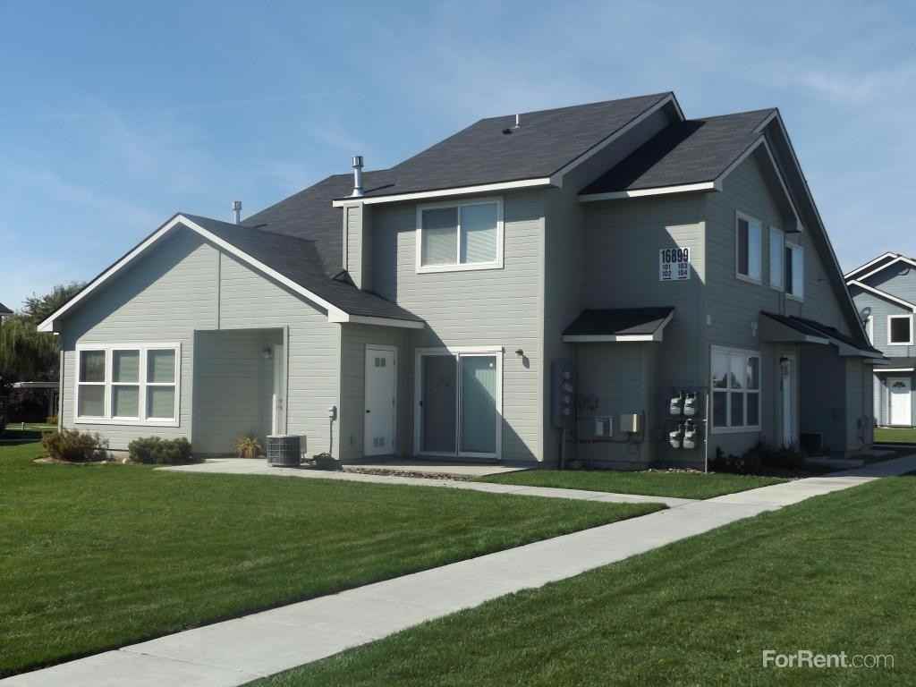Pinehurst Townhomes Apartments 11383 W Pamelas Ln, Nampa, ID 83651