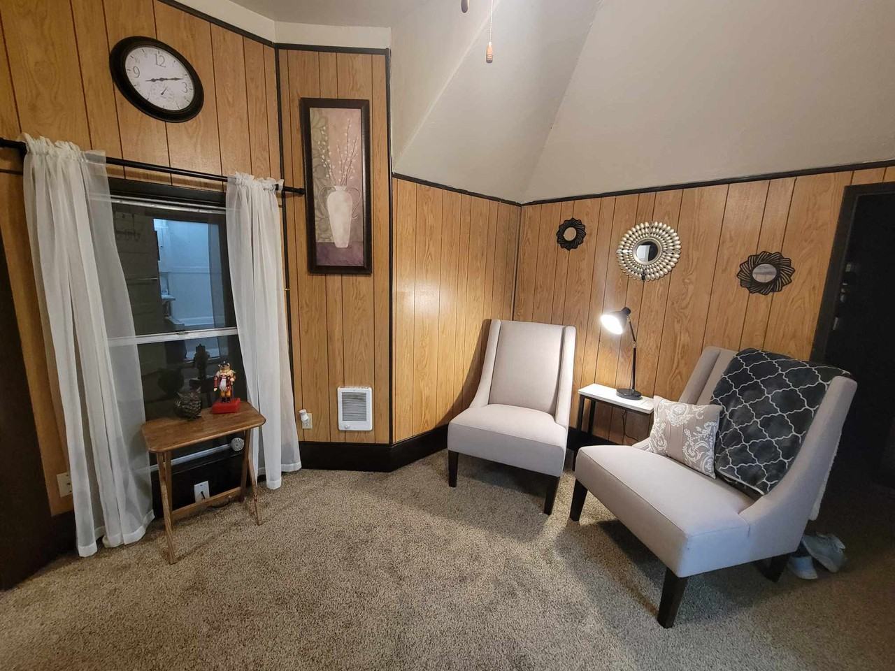 ELHA07: 1935 SE Washington Street - Photo 3 of 20