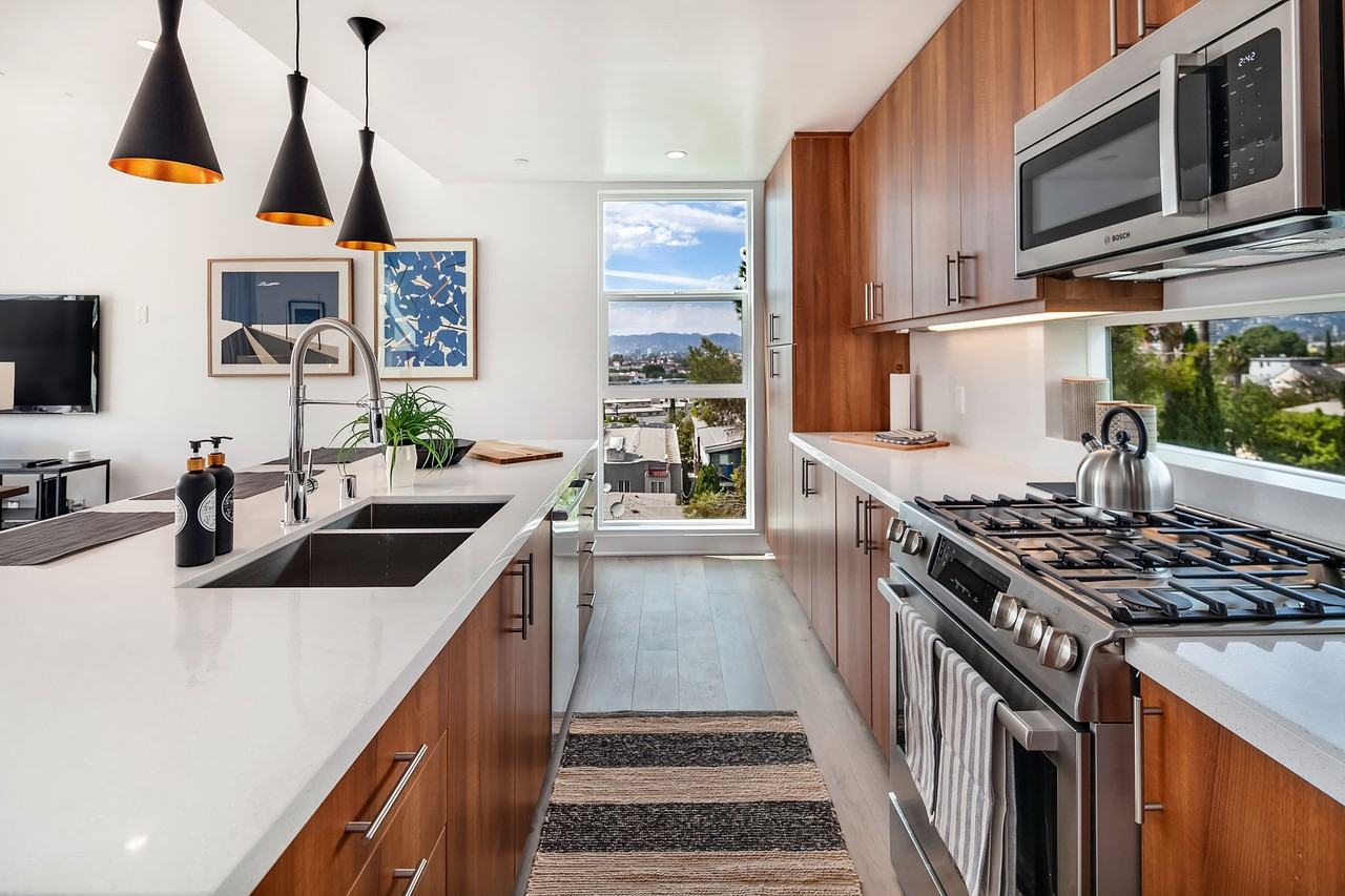 Hyperion STR - Photo 3 of 20