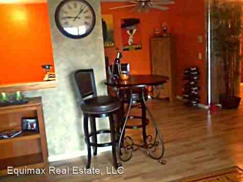 1203 N. Owens St - Photo 3 of 4