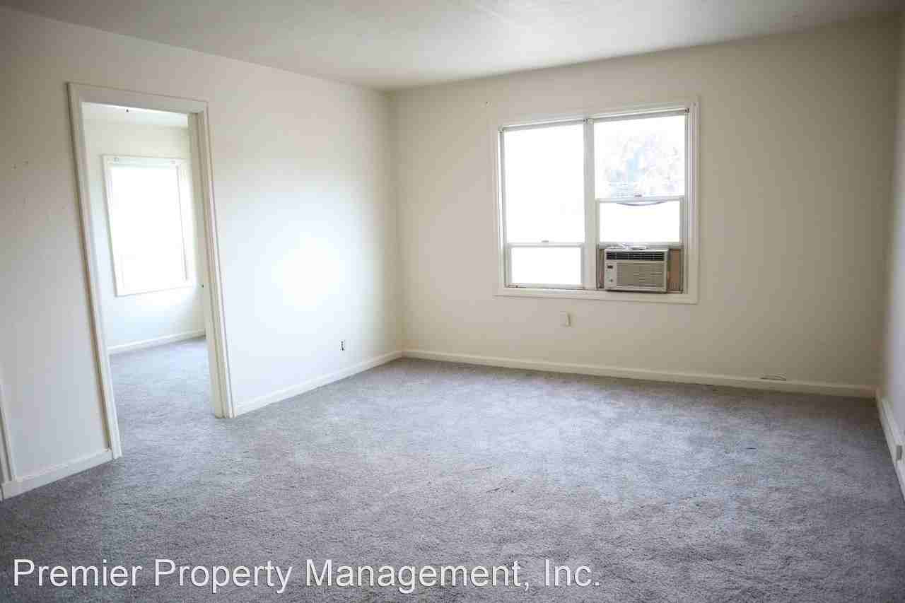 12 SE Clark Avenue - All Prop. (properties at 12 Clark Ave) - Photo 3 of 14