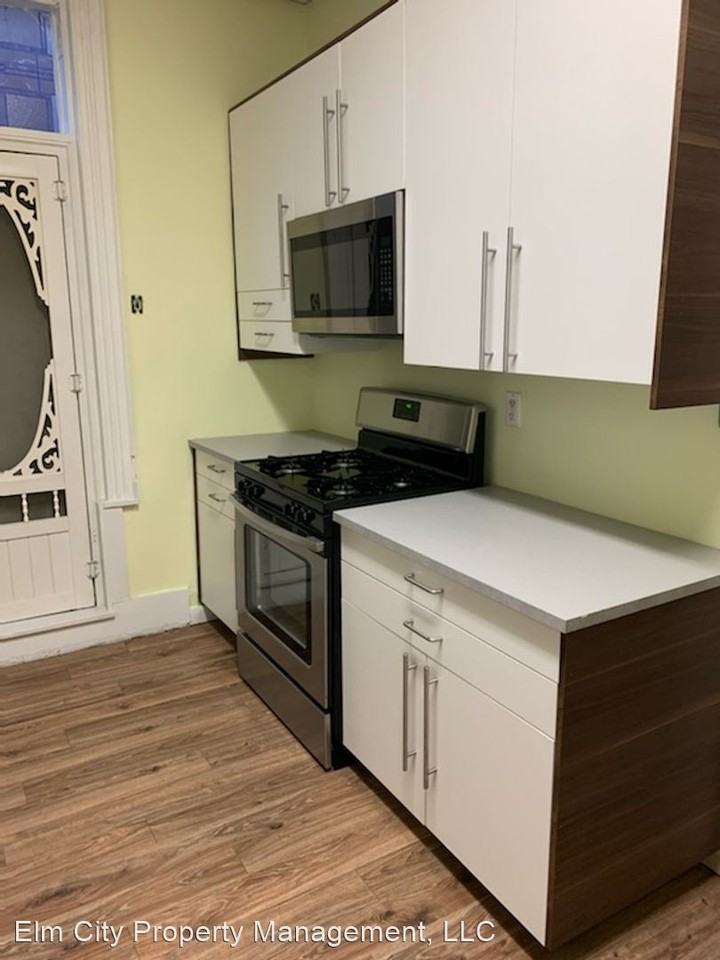 1620 Spruce St - Photo 3 of 39