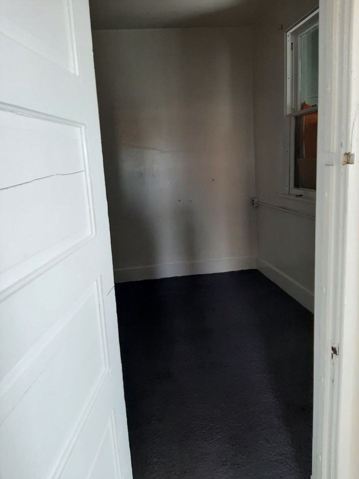 1020 - Photo 5 of 21