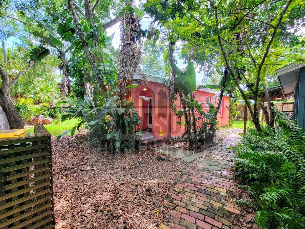 1119 A-B #B - Photo 7 of 50