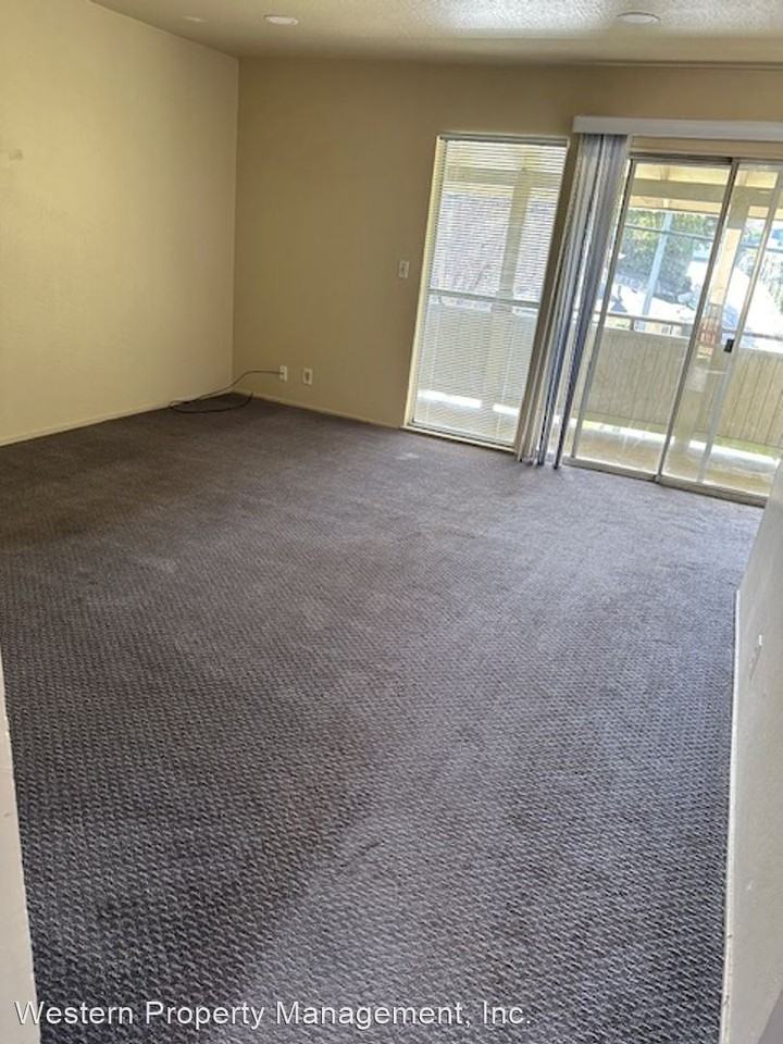 2935 Capitola Road units 1-4 - Photo 2 of 6