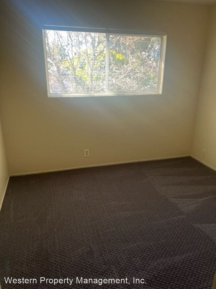 2935 Capitola Road units 1-4 - Photo 3 of 6