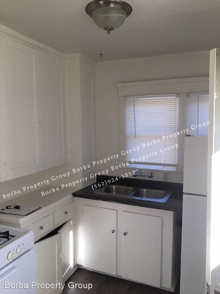 242 W 14th Street - Photo 2 of 10