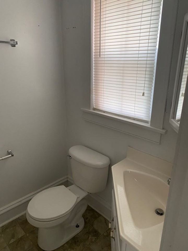 GROVE4213 - Photo 5 of 19