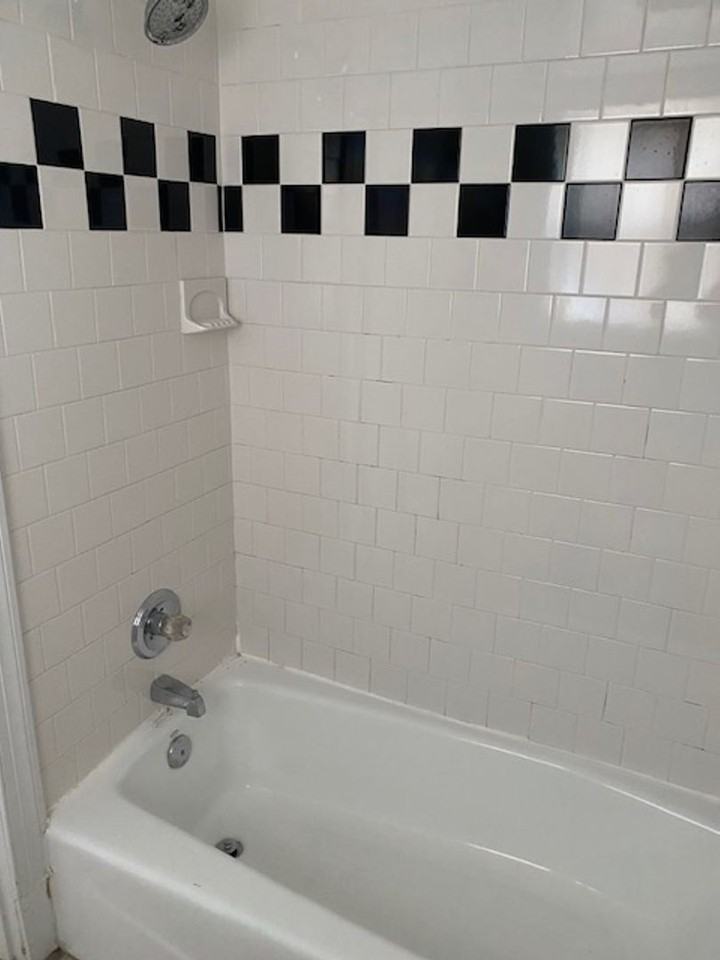GROVE4213 - Photo 6 of 19