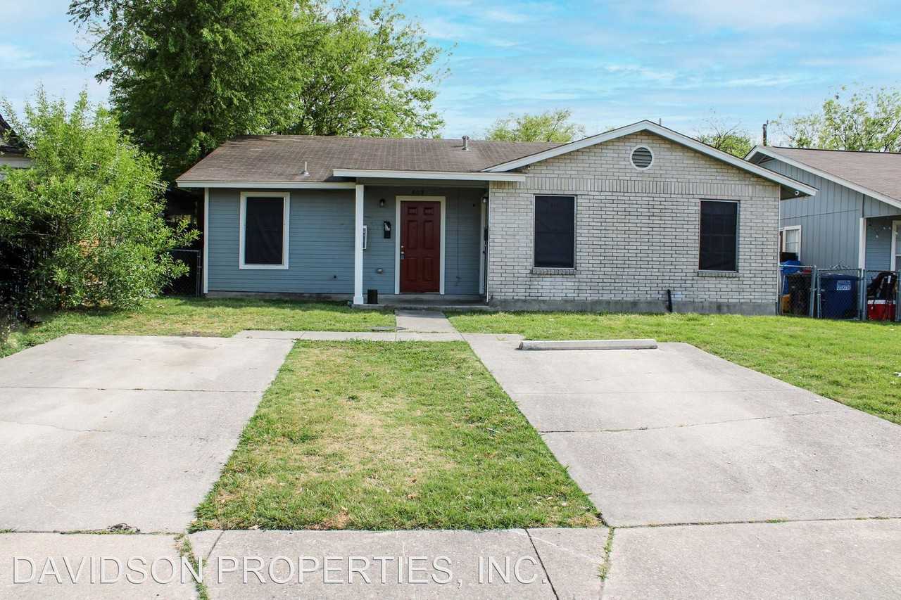 808 W Olmos - Photo 2 of 16