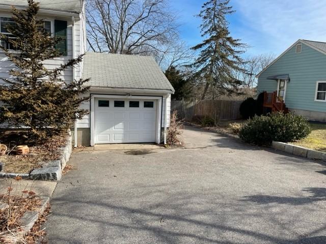 236 Hunting Rd - Photo 3 of 22