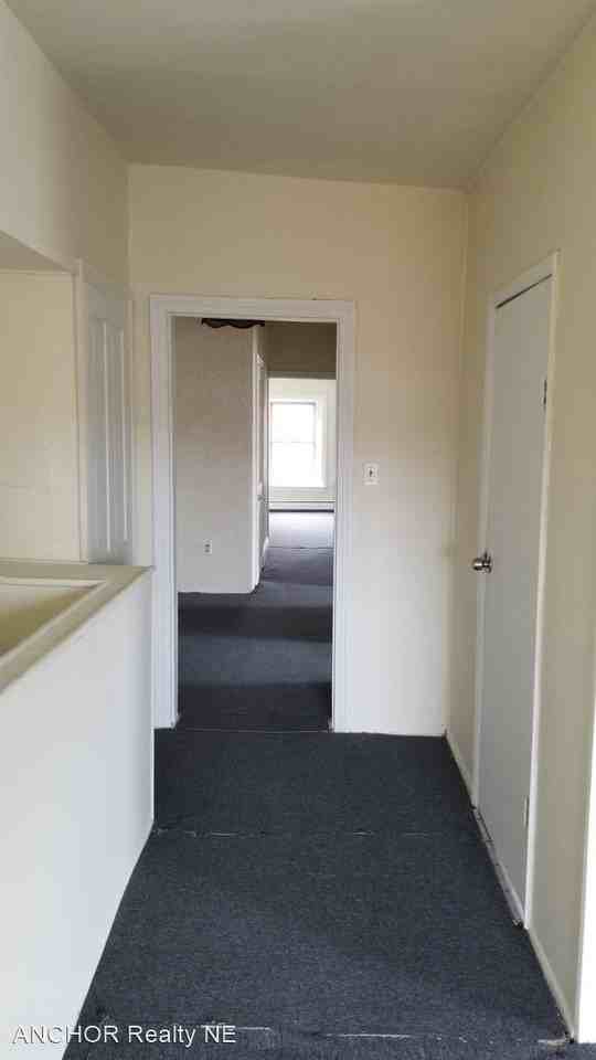 4661 Penn St - Photo 3 of 6