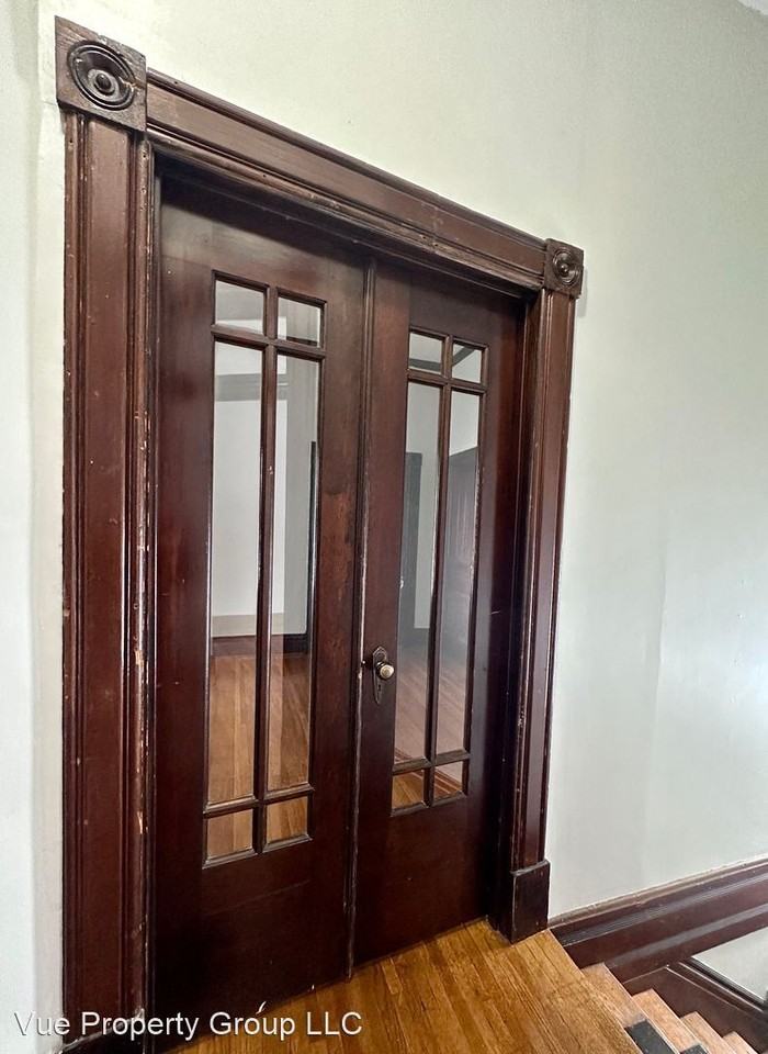 900 S 7th Street - Photo 2 of 14