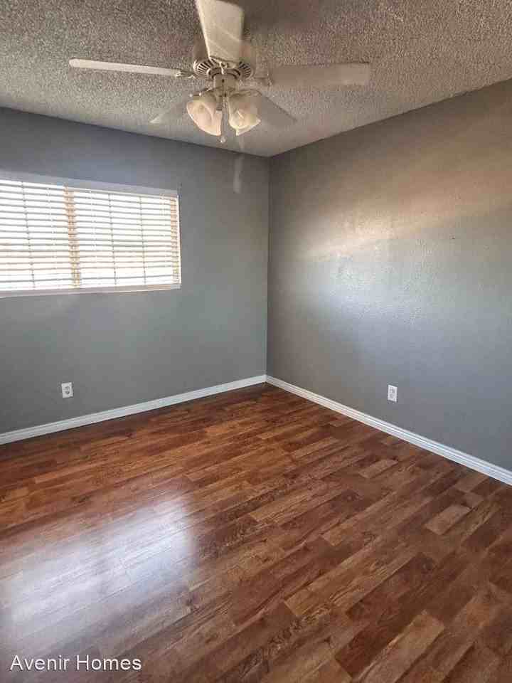 1950 South Saguaro Circle - Photo 3 of 5