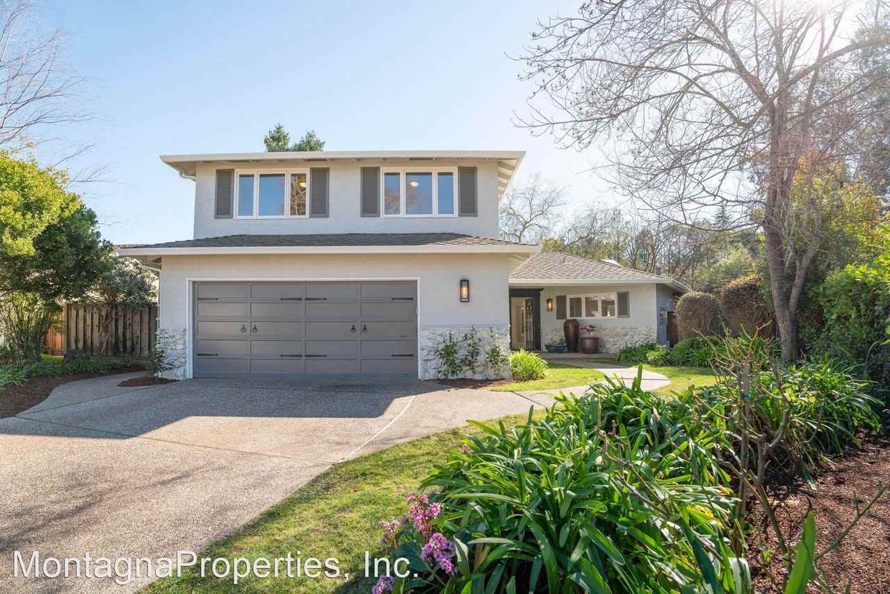 9 Middlebury Ln - Photo 2 of 43