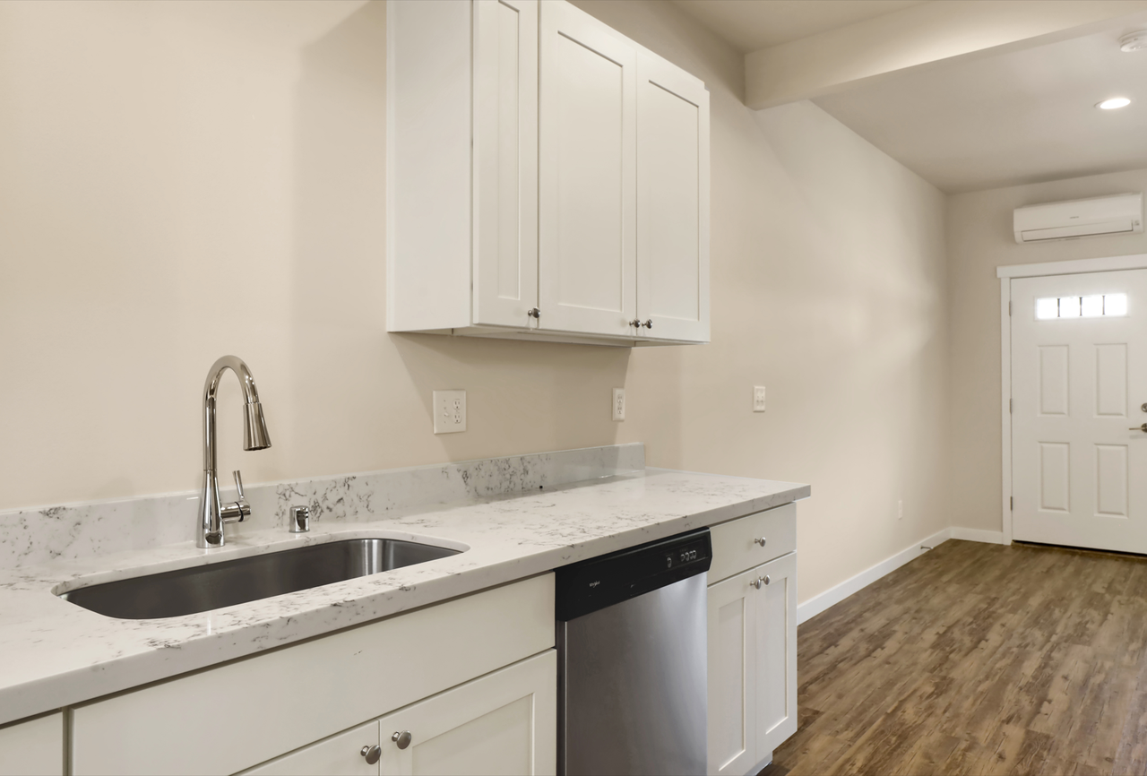 Tull Road Townhomes (Tull Ct. ) - Photo 4 of 45