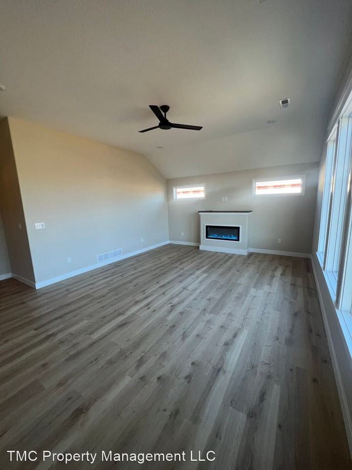 15250 Regiment Dr. - Photo 3 of 16