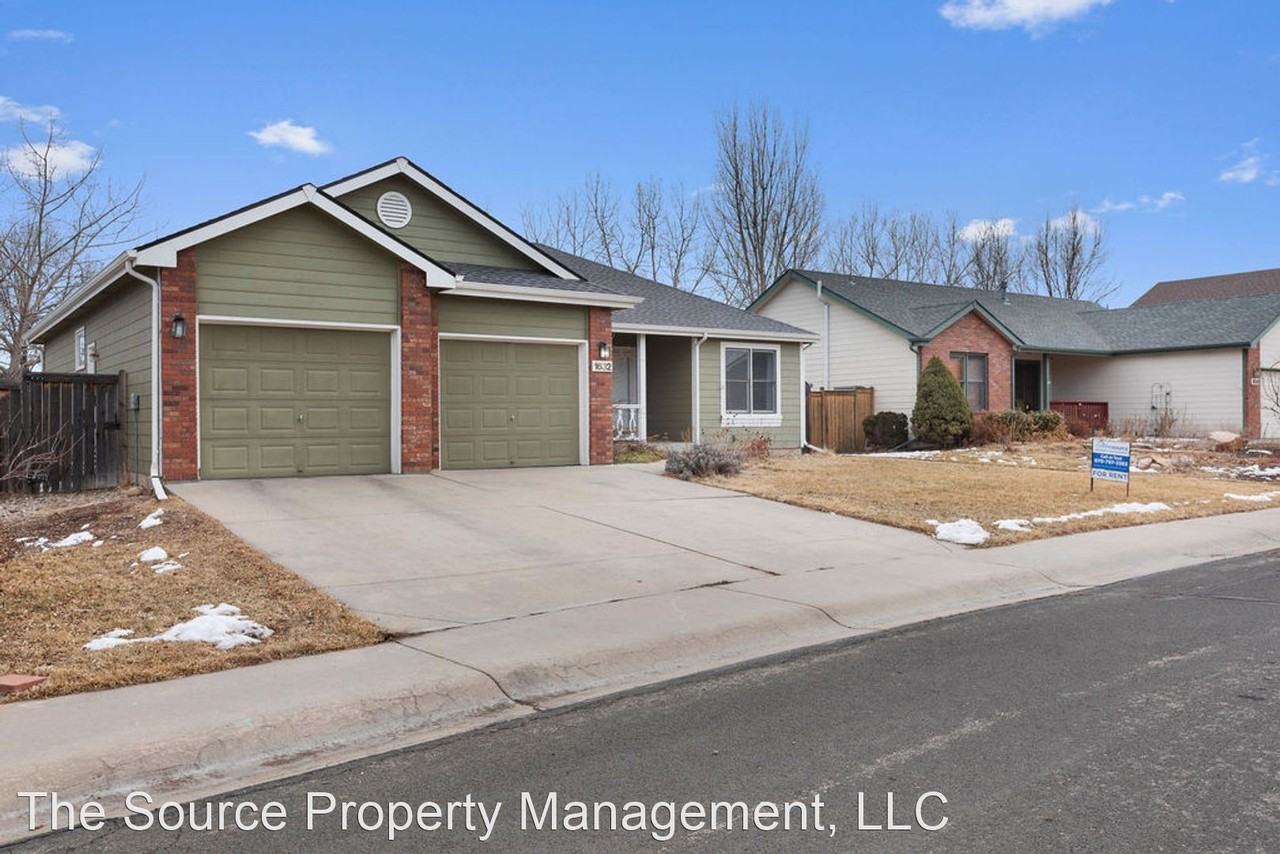 1632 Holly Way - Photo 3 of 45