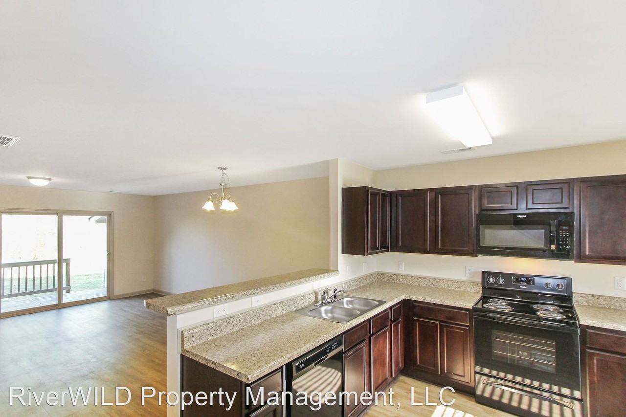 Carvin's Cove - Photo 2 of 10