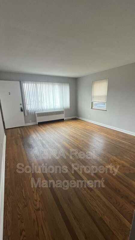 9494 Reading Rd - Photo 2 of 7