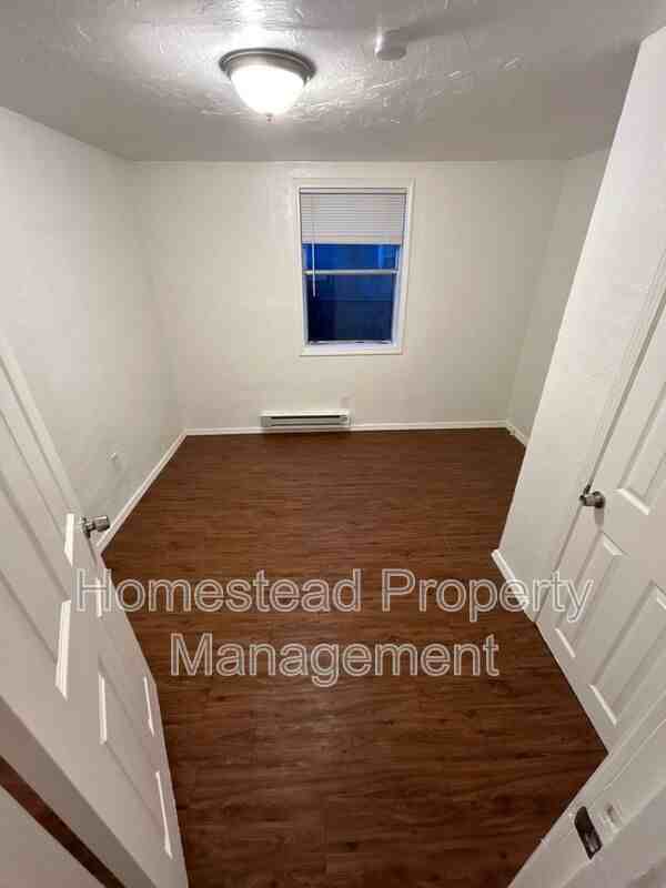 133 Se 52nd St - Photo 3 of 6