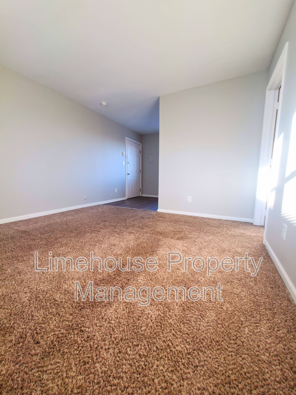 2642 E Ocean View Ave - Photo 4 of 12