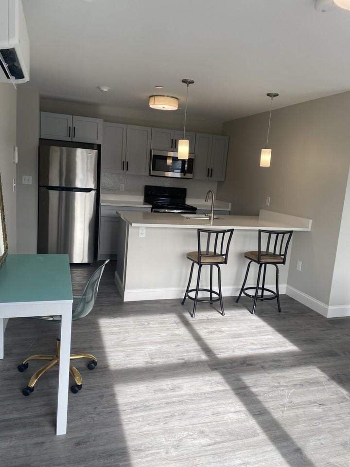 Massachusetts Ave #4D - Photo 2 of 12