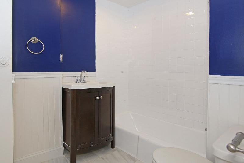 114 Everett St #3 - Photo 5 of 12